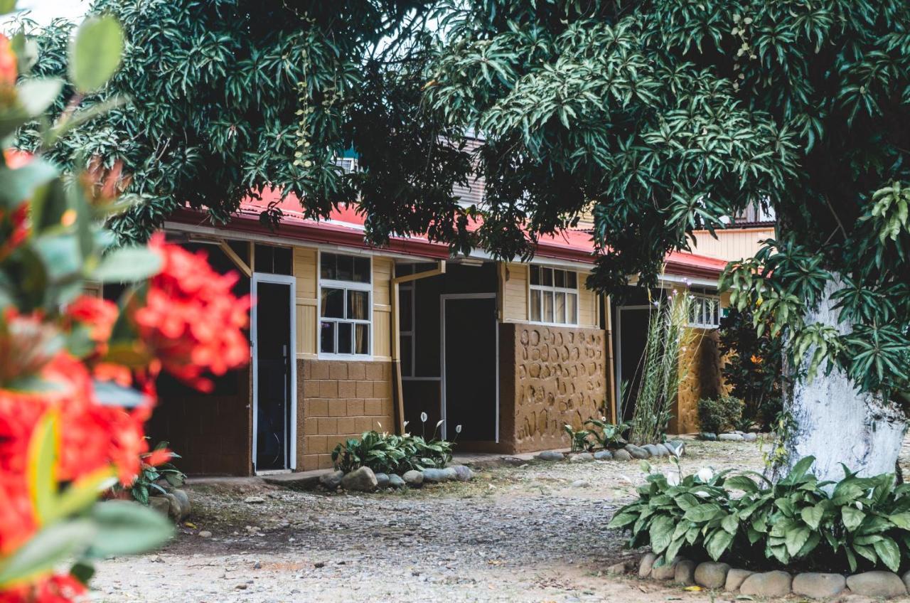 Cabinas El Prado San Isidro De El General Ngoại thất bức ảnh