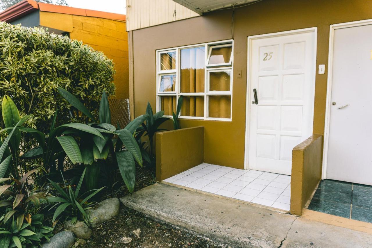 Cabinas El Prado San Isidro De El General Ngoại thất bức ảnh